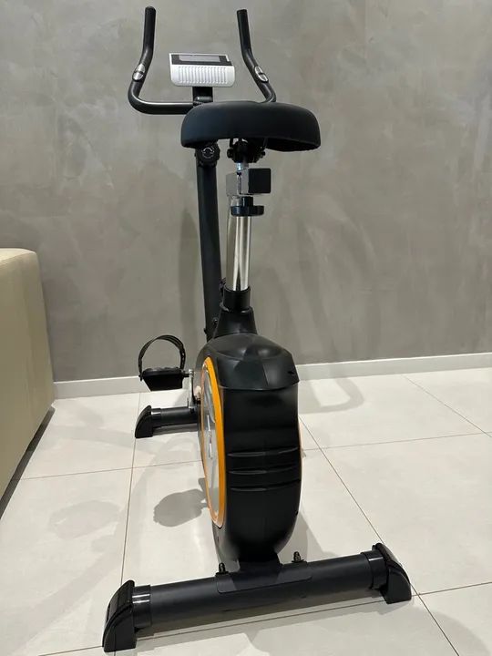 Bicicleta Ergométrica Evolution B902 - Foto 3