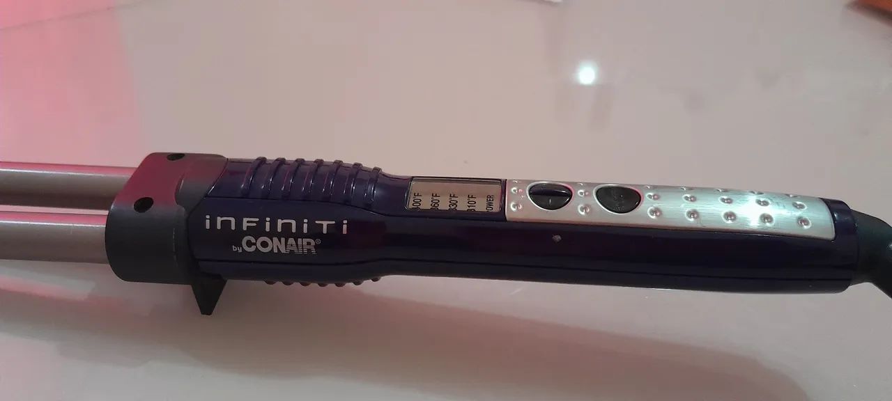 Modelador de cachos canos duplos infiniti conair 