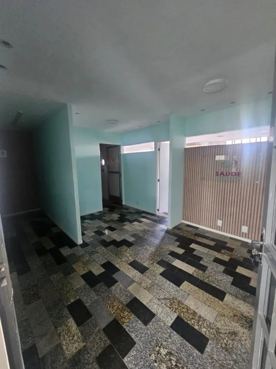 Sala Comercial para Locação em Nova Iguaçu, Centro, 1 banheiro