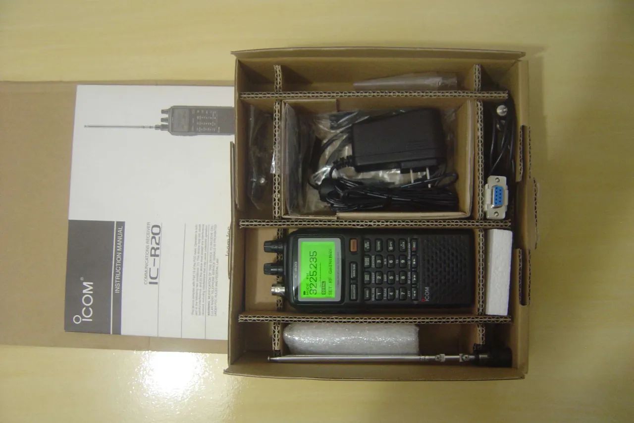 Rádio scanner Icom IC-R20 