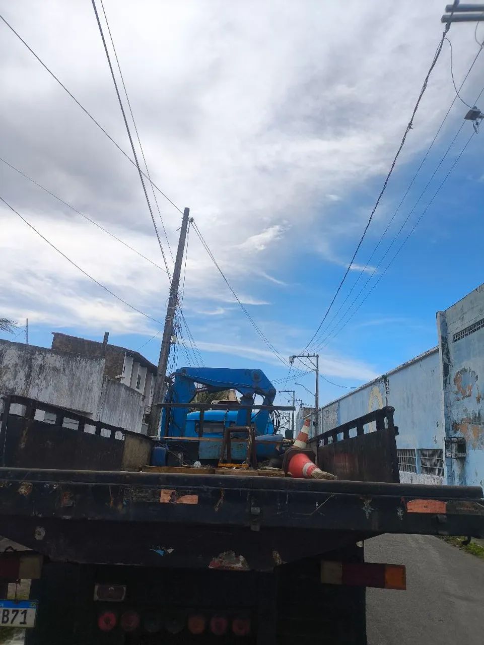 Caminhão munck - Foto 4