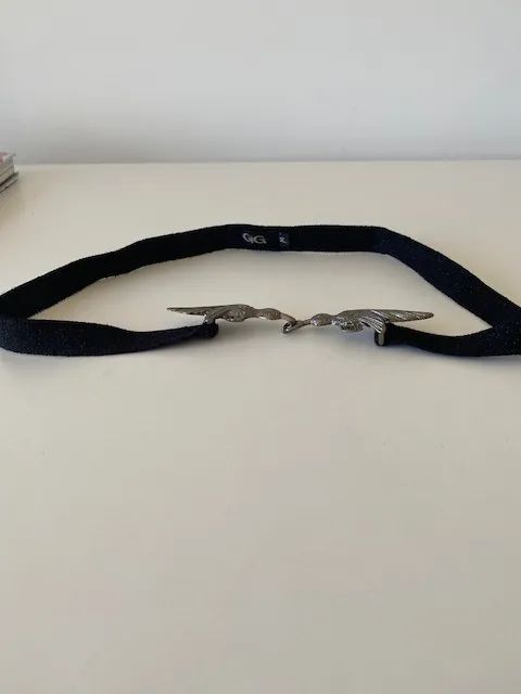 CINTO ELÁSTICO PRETO COM FECHO PASSARINHO DA BROOKSFIELD PÁTIO BATEL