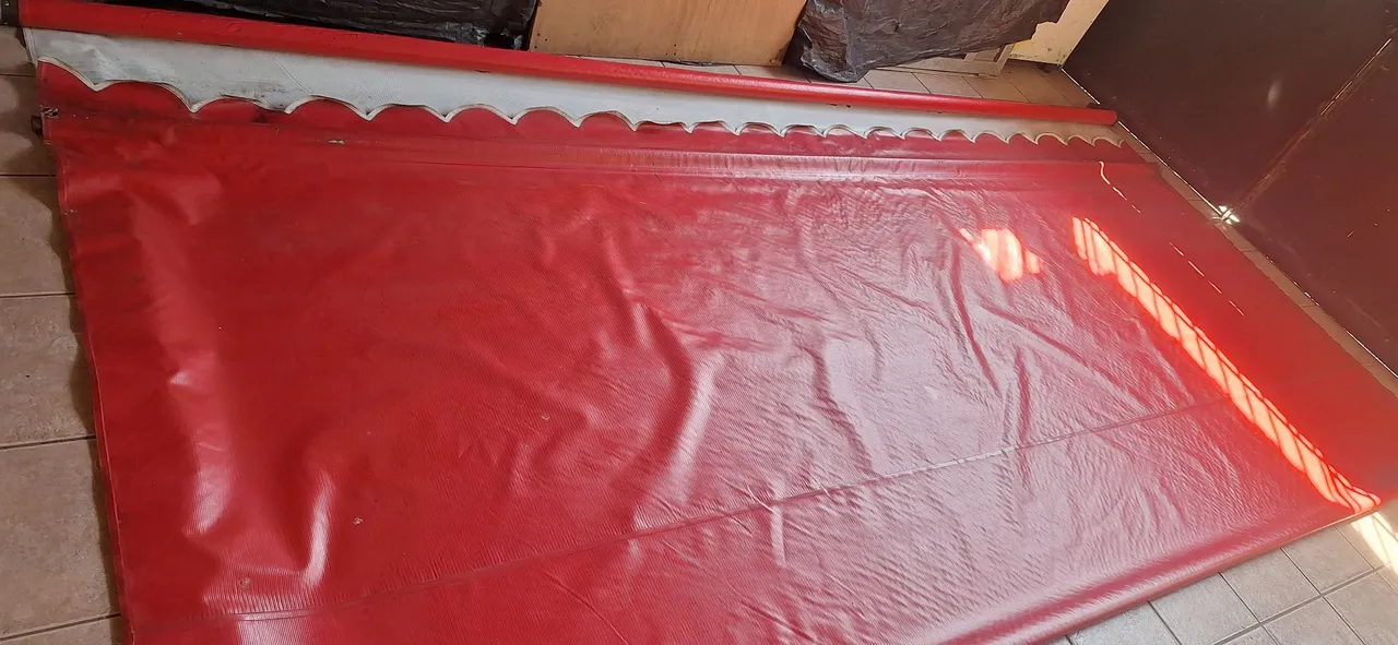 Toldo medidas 4,18 X 3,60