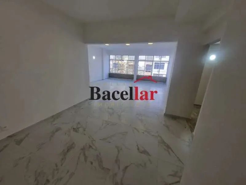 Apartamento : / Residencial / Tijuca
