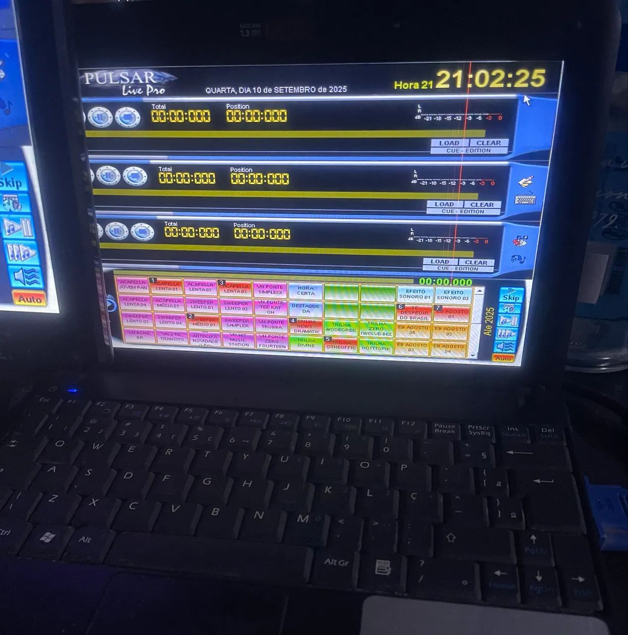 NetBook com Pulsar Multimídia 