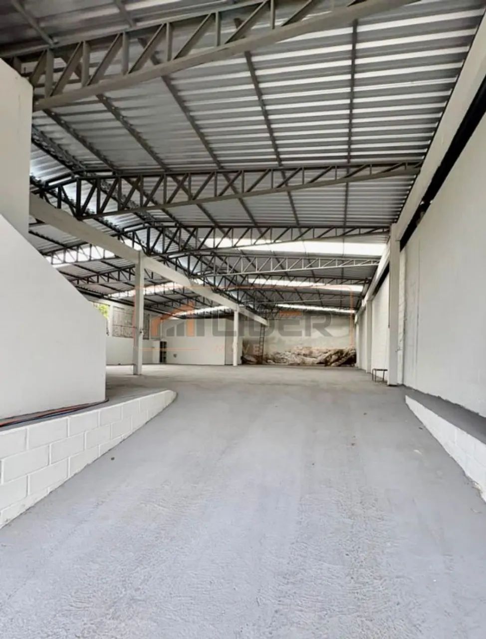 Alugo Galpão no Bairro Lacê - Foto 2