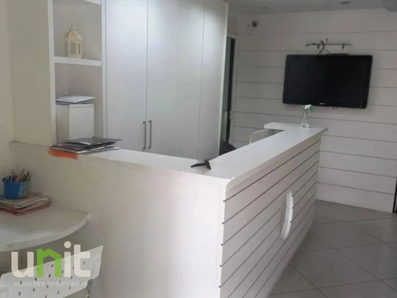Unit Imobiliária vende excelente casa na Engenhoca - Niterói