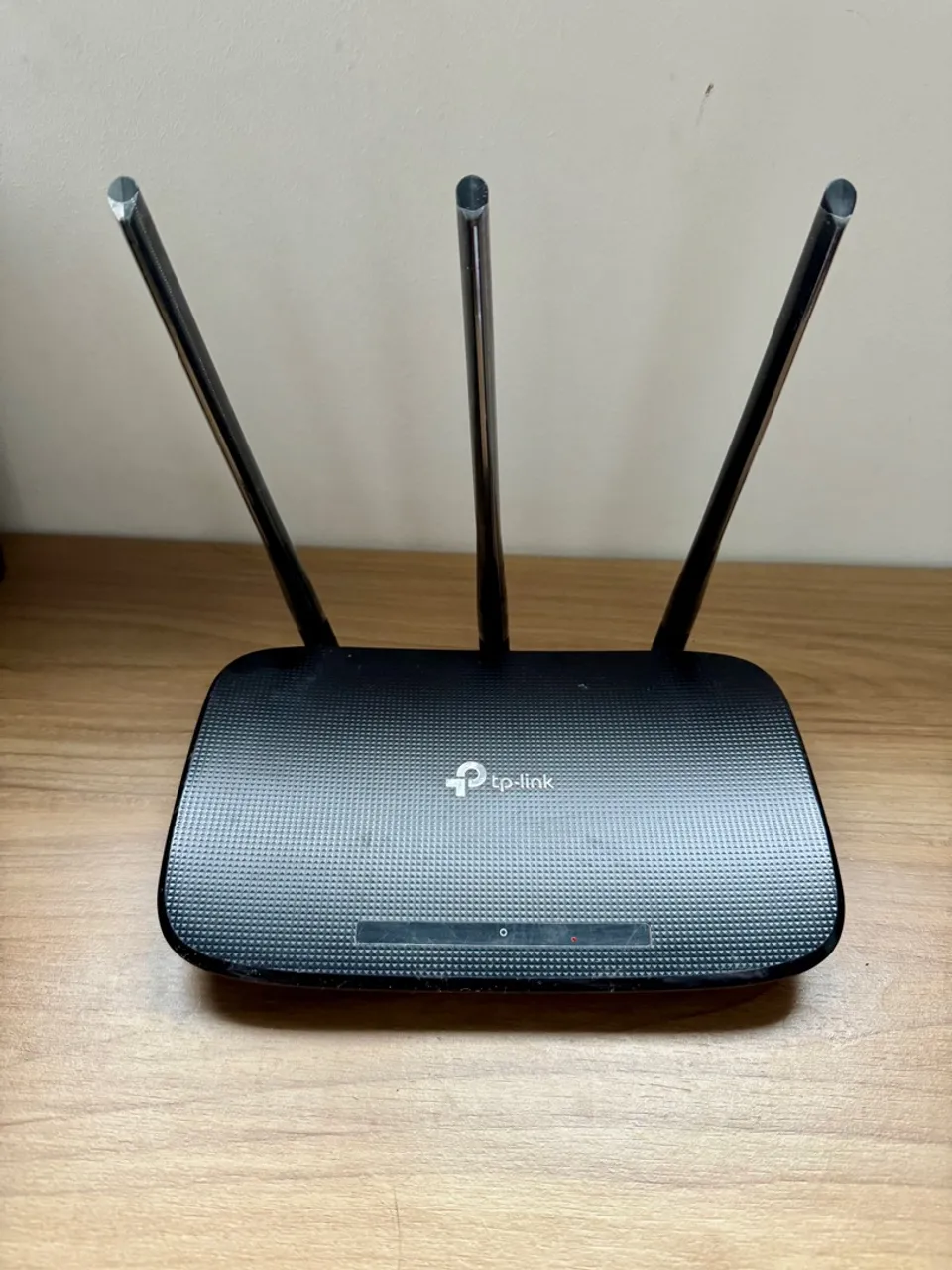 Roteador TP-Link com 3 antenas - Wi-Fi potente