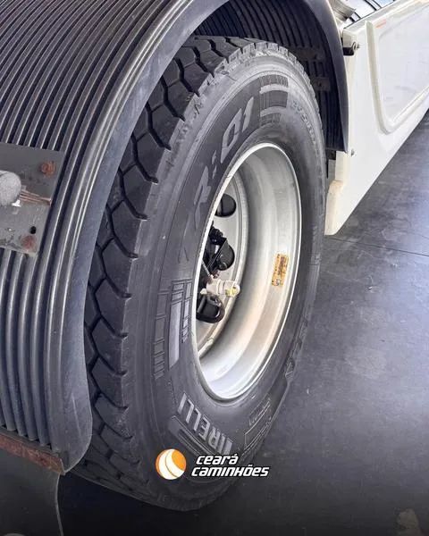 VOLVO VM 330 4X2T 2015 - Foto 5
