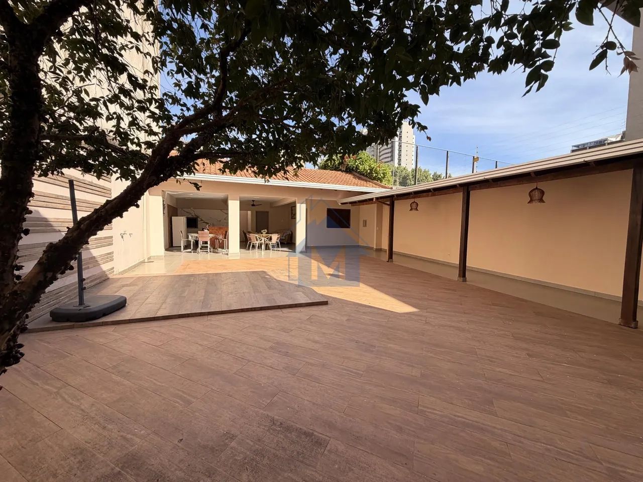 Prédio Comercial com Sala, Apartamento e Lazer, no Centro! - Foto 5