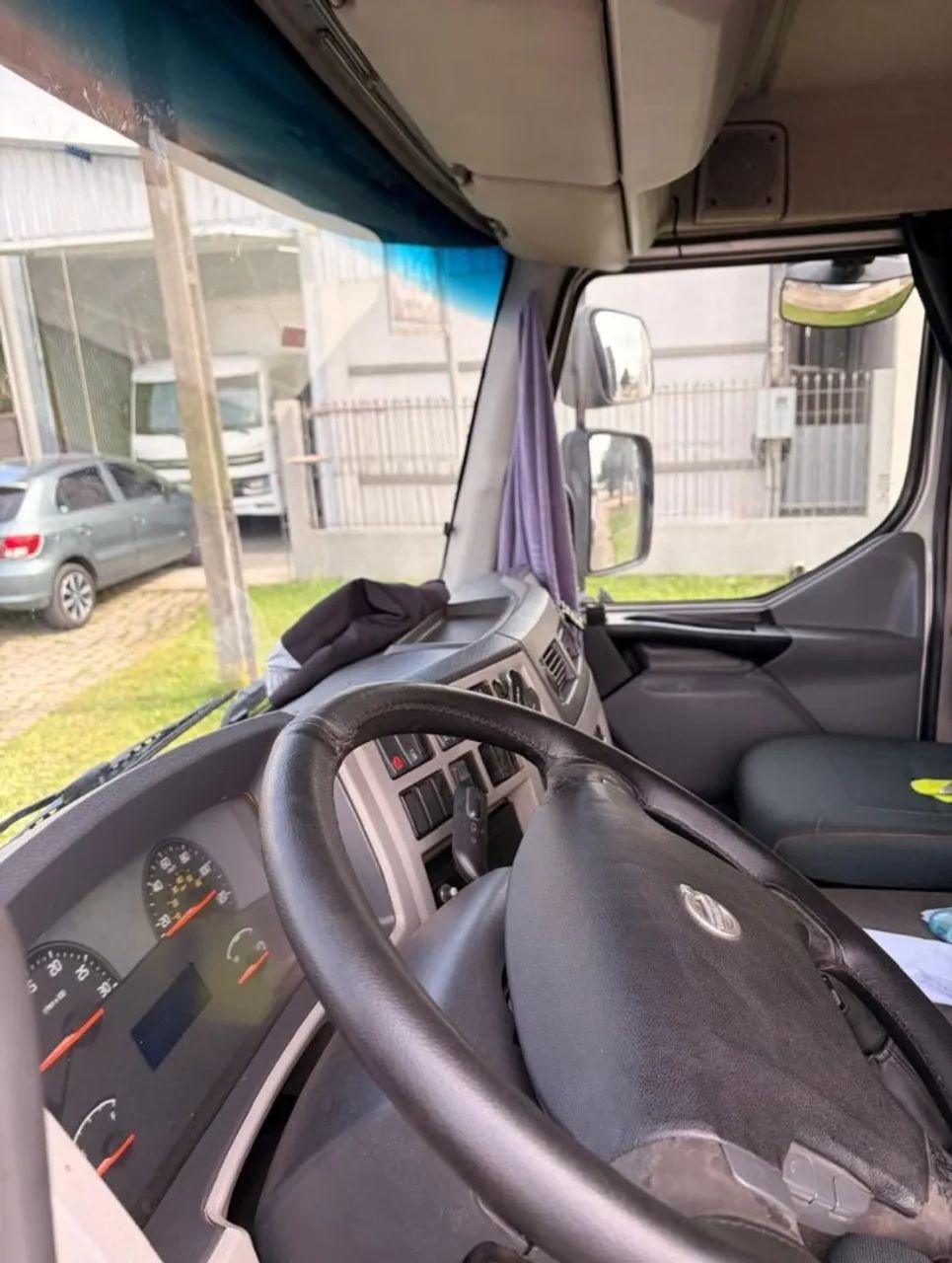 VOLVO VM 330 - Foto 4