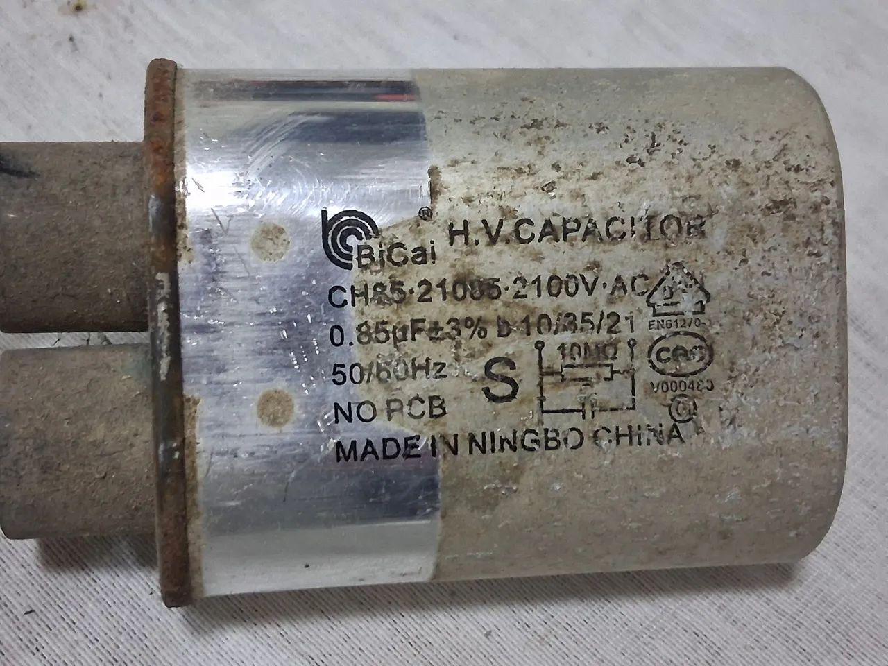 Vendo estes capacitor  - Foto 2