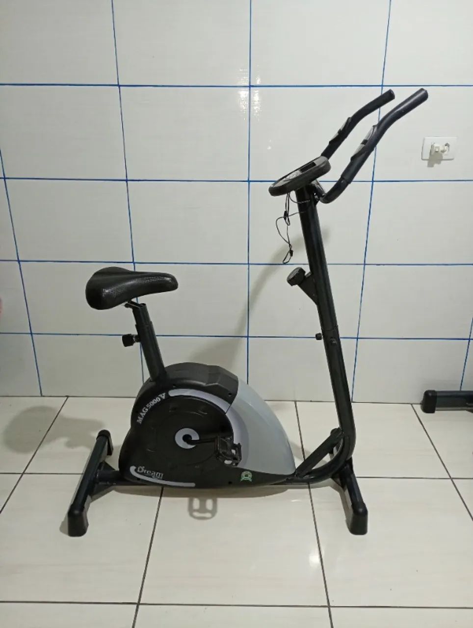 Bicicleta Ergométrica Dream MAG 5000V, 6 funções + Scan, Preto e Prata - Foto 5