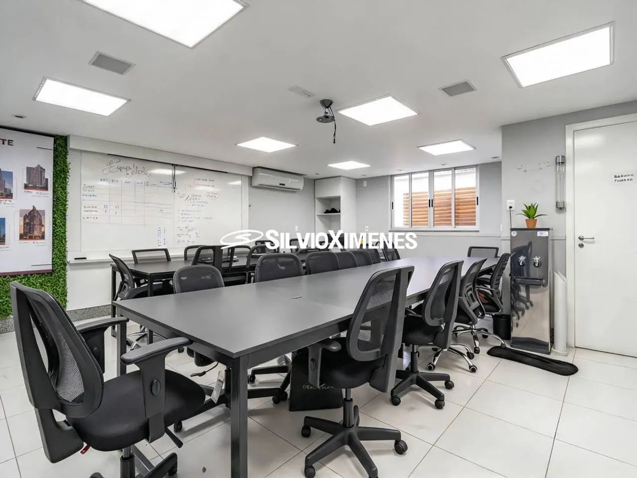 Salas Comerciais à Venda, Funcionários - Belo Horizonte