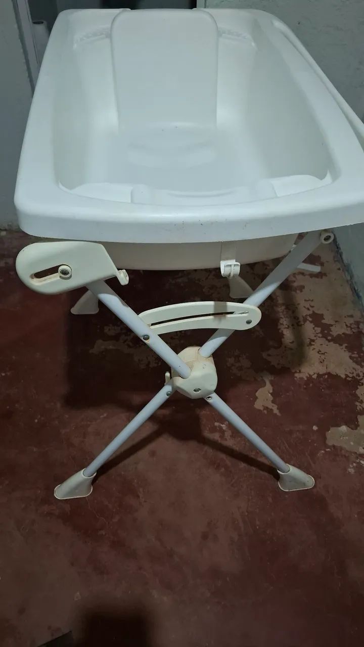 Banheira com suporte 