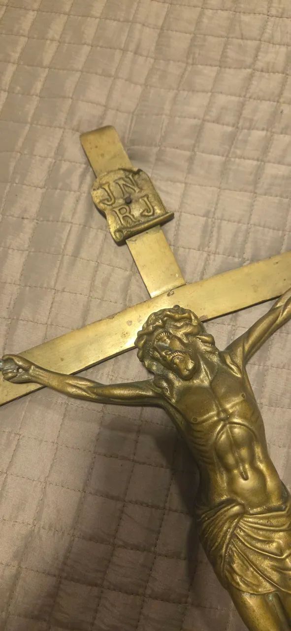 Crucifixo antigo, relíquia  - Foto 3
