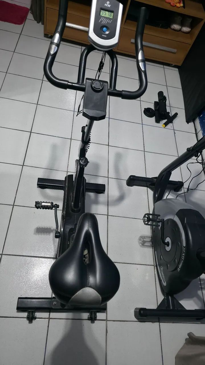 2 bicicletas ergometricas - Foto 4