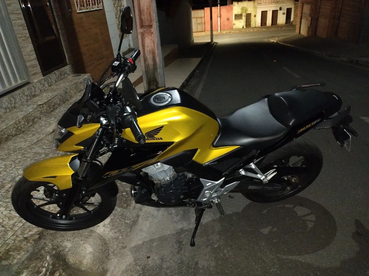CB 300f Twister  ABS impecável  - Foto 4