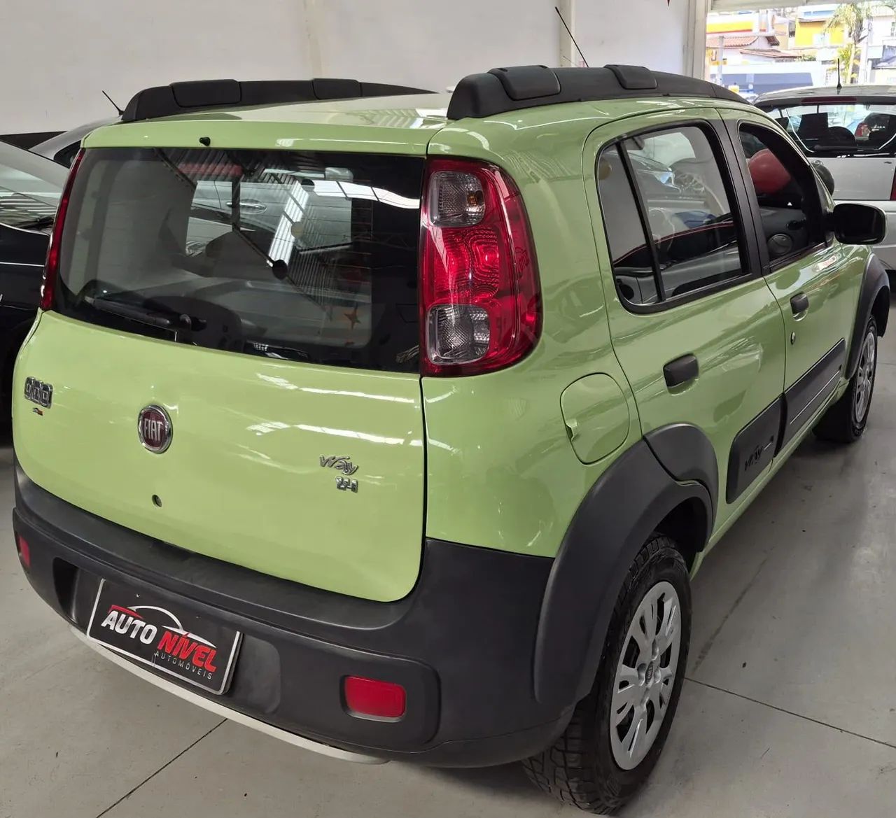 Fiat Uno WAY 1.4 EVO Fire Flex 8V 5P 2011 - Foto 4