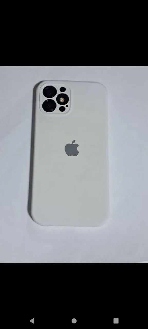 Vendo iPhone 12 de 128 GB, muito bem conservado e funcionando