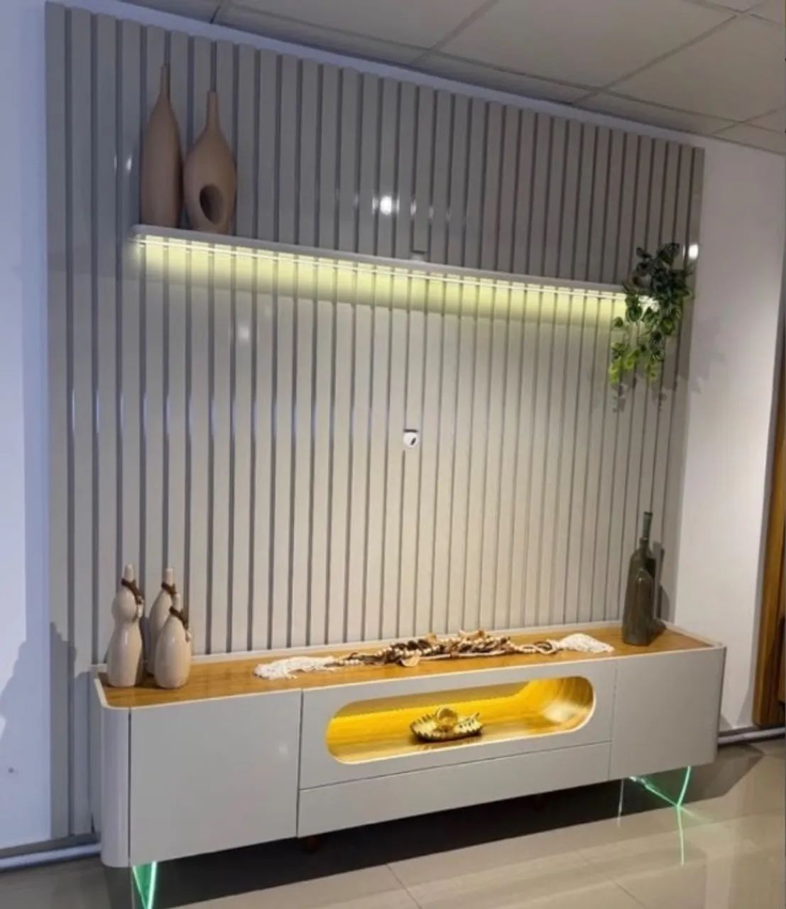 Painel com Rack Elvaris 229 - Foto 2