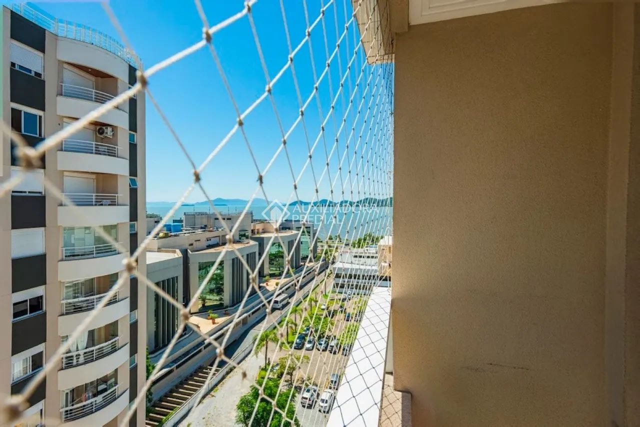 Apartamento à venda no bairro Agronômica com 76 m² e 2 dormitórios/quartos disponíveis. - Foto 5