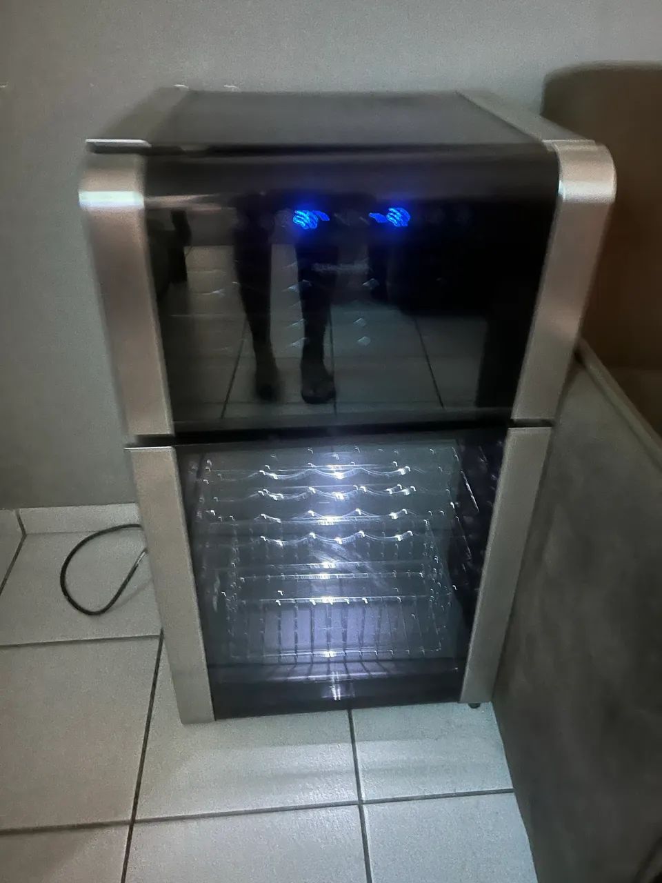 Adega Electrolux 2 portas  - Foto 2