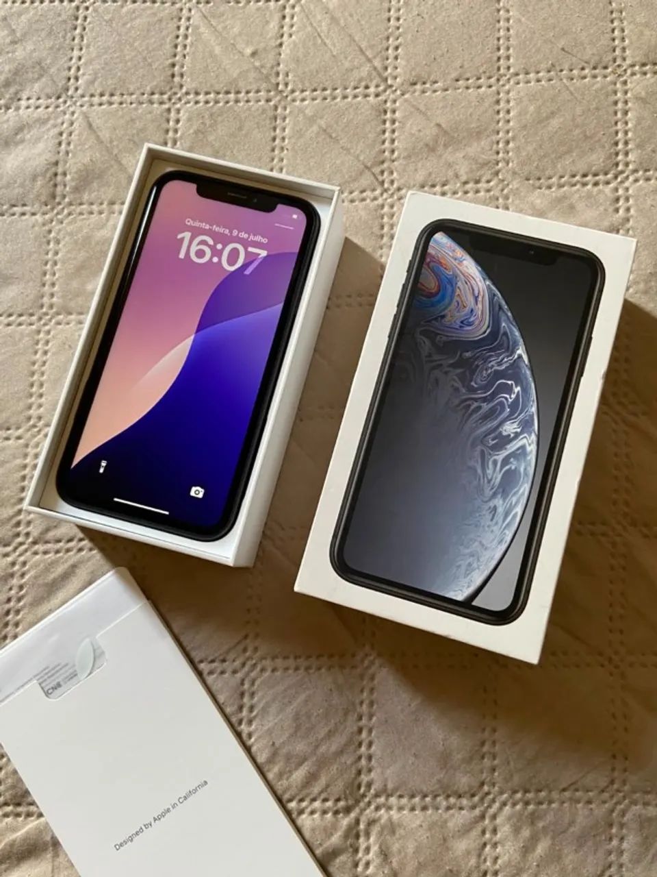 Iphone Xr 128GB com caixa e acessórios.