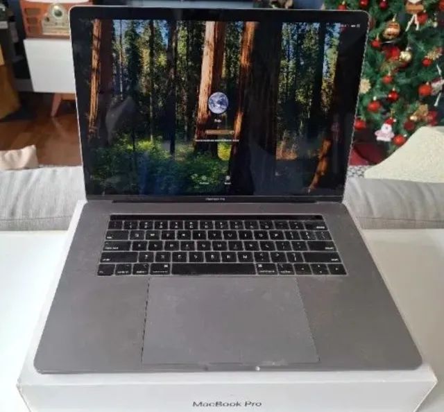 MacBook Pro 16,12019 Apple Intel Core i9 32 gb ramSSD 1 TB Radeon