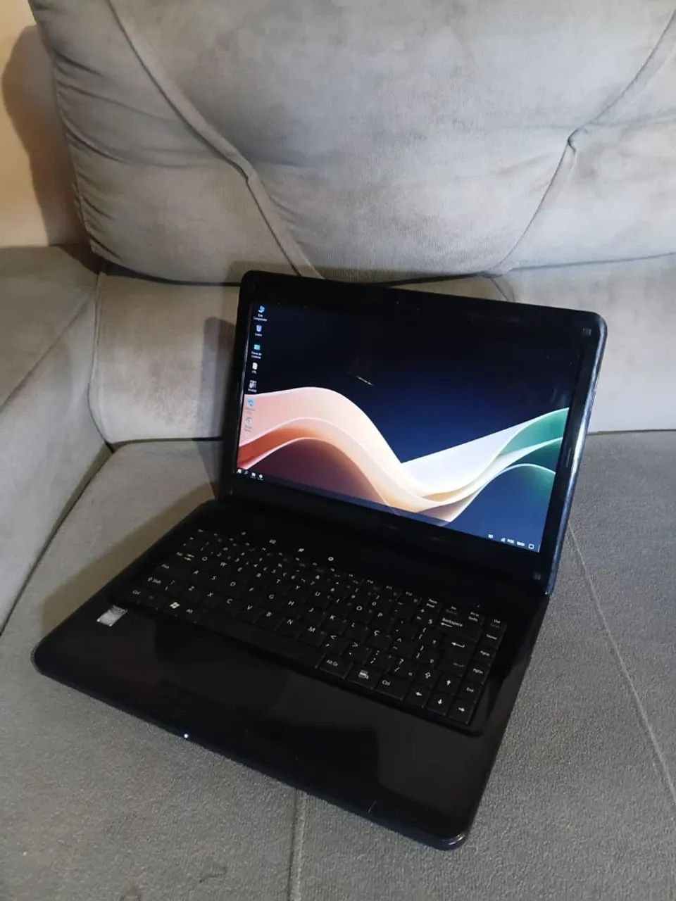 Notebook Positivo SIM+/Com 4GB de RAM/HD de 500GB/Windows 10/Funcionando perfeitamente!! - Foto 4