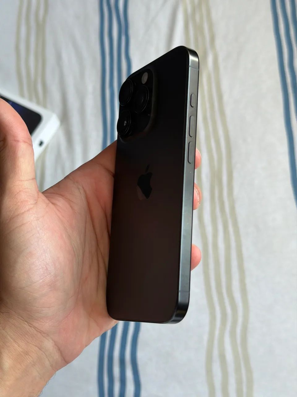 iPhone 16 Pro - 256GB - Foto 3