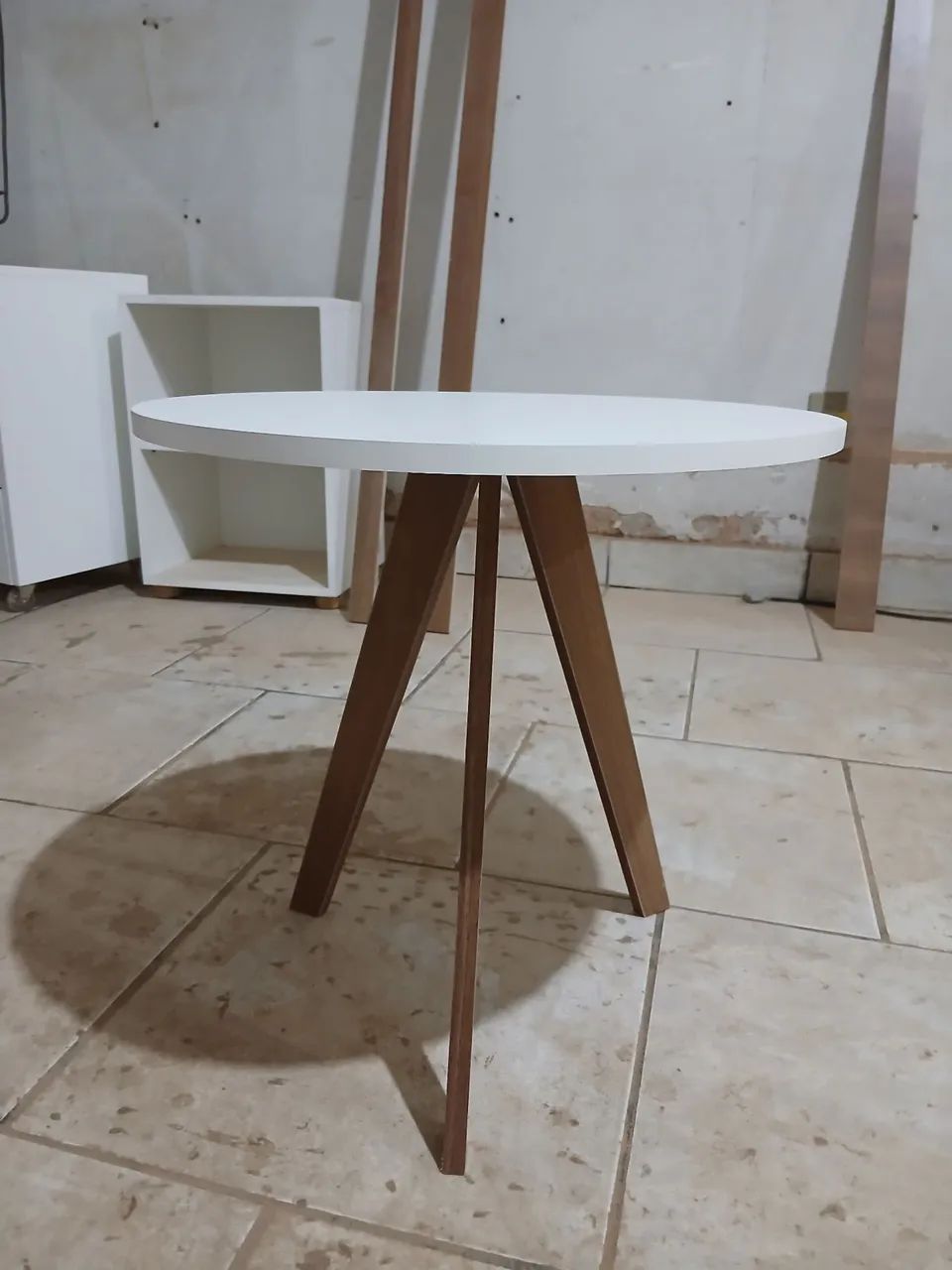 Mesa de canto 