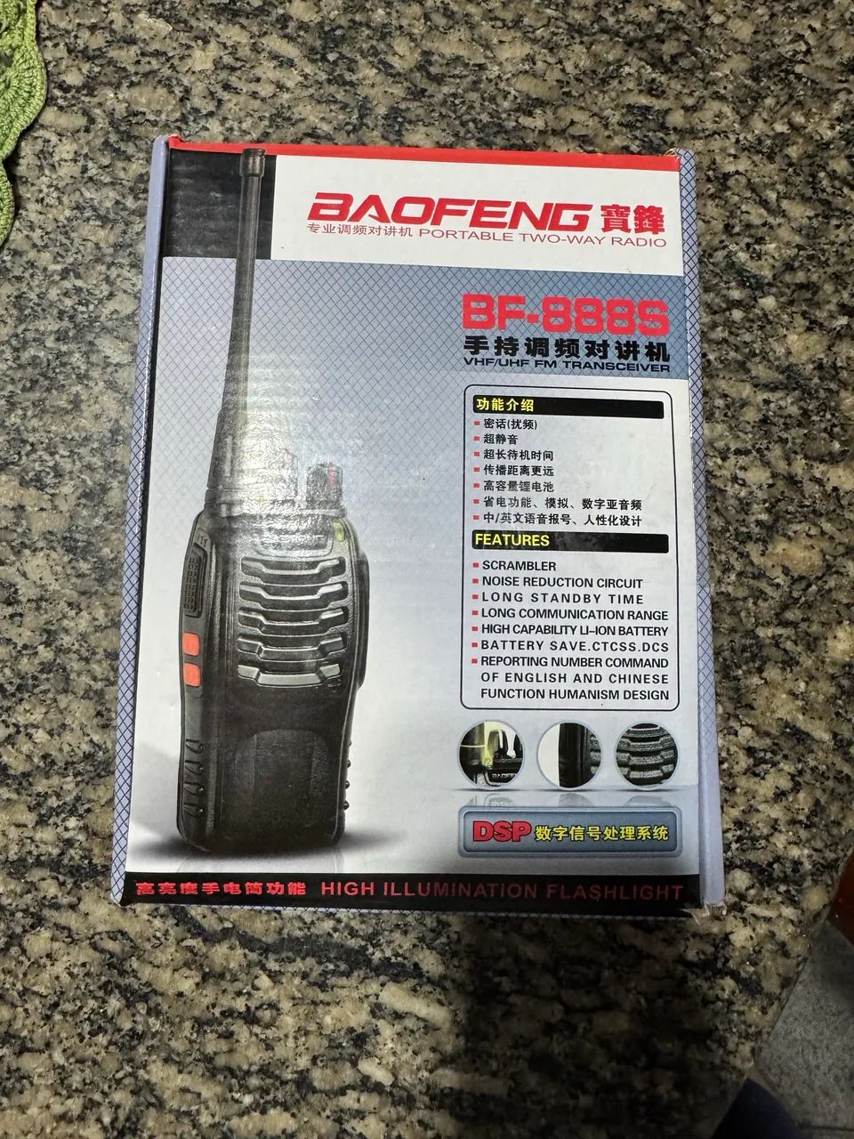  Rádio Comunicador Walkie-Talkie Baofeng BF-888S