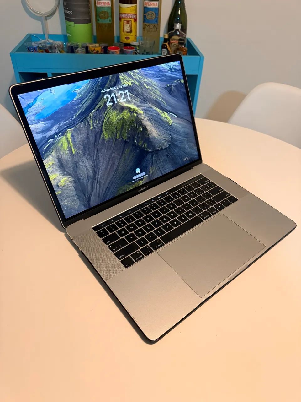 Macbook Pro 2018 I7 32 GB RAM 512 GB