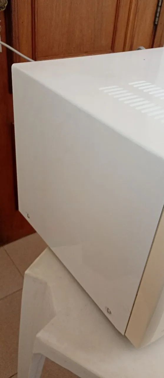 Microondas Brastemp 27 litros - Foto 3