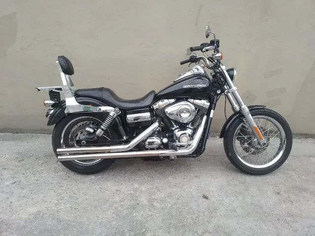 DYNA SUPER GLIDE CUSTOM - 2011