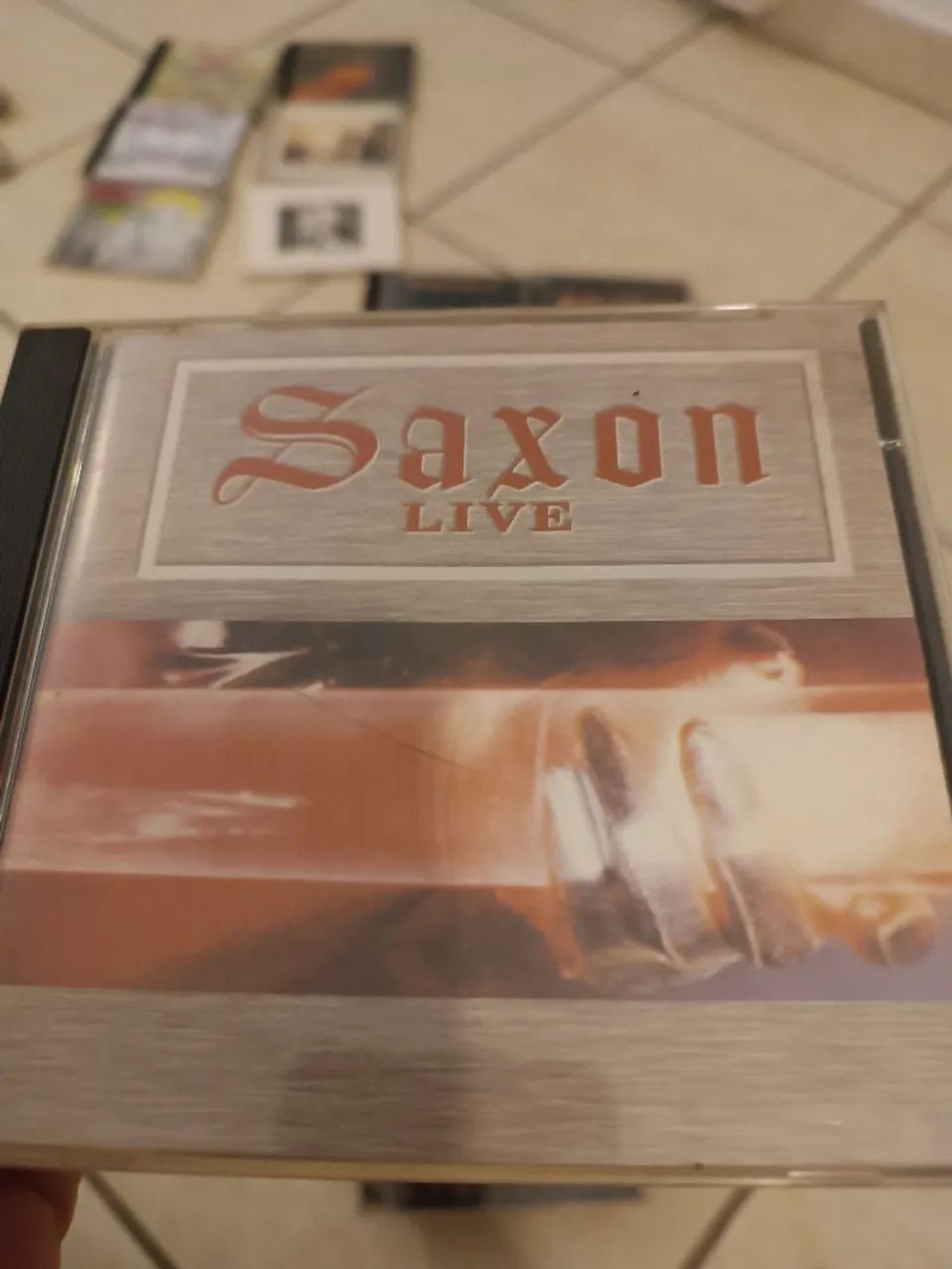 CDs Alice Cooper e Saxon originais  - Foto 2