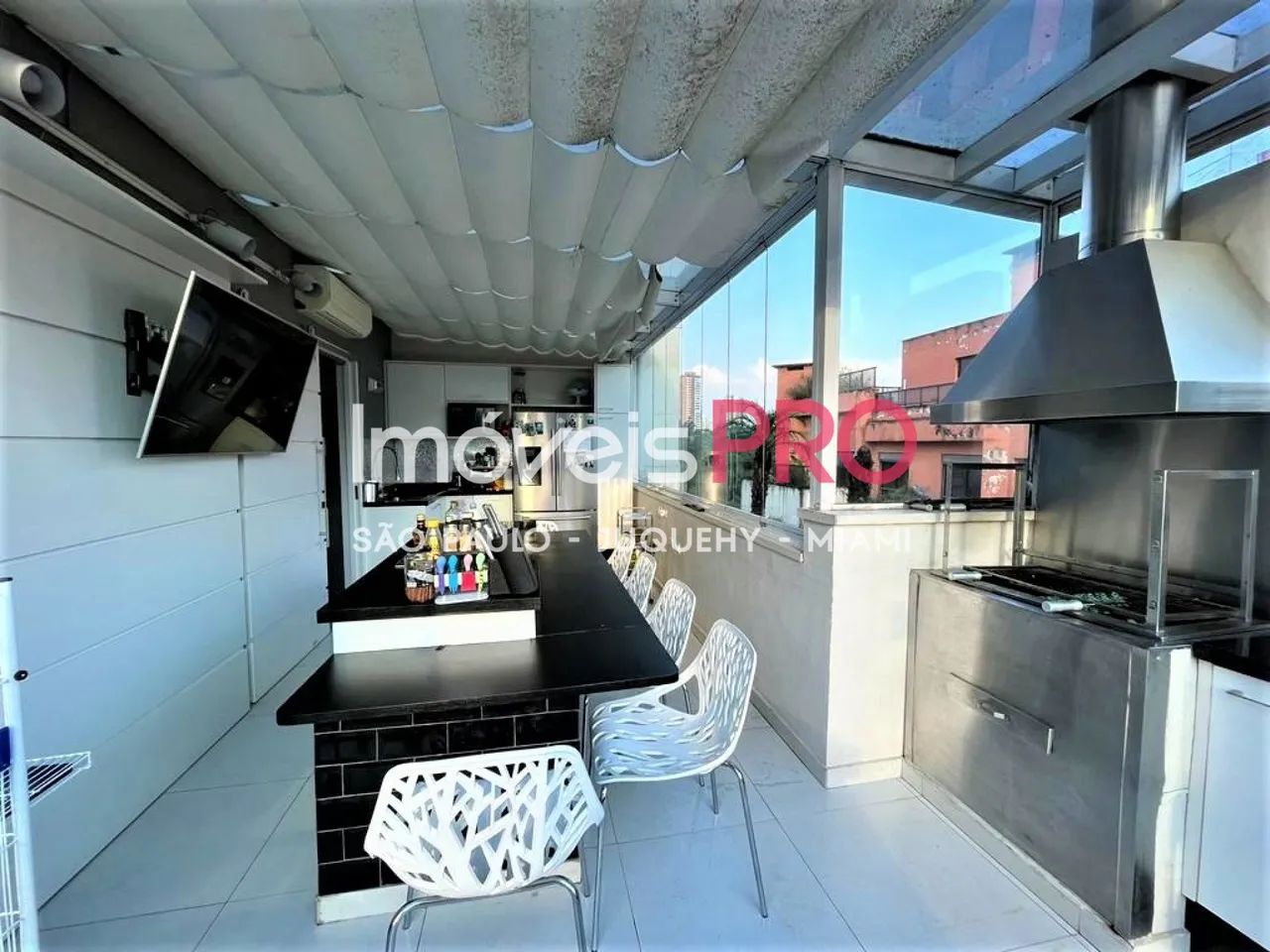 Cobertura Duplex 137mtscom 2 dormitórios, sala ampliada, 2 vagas - Foto 2
