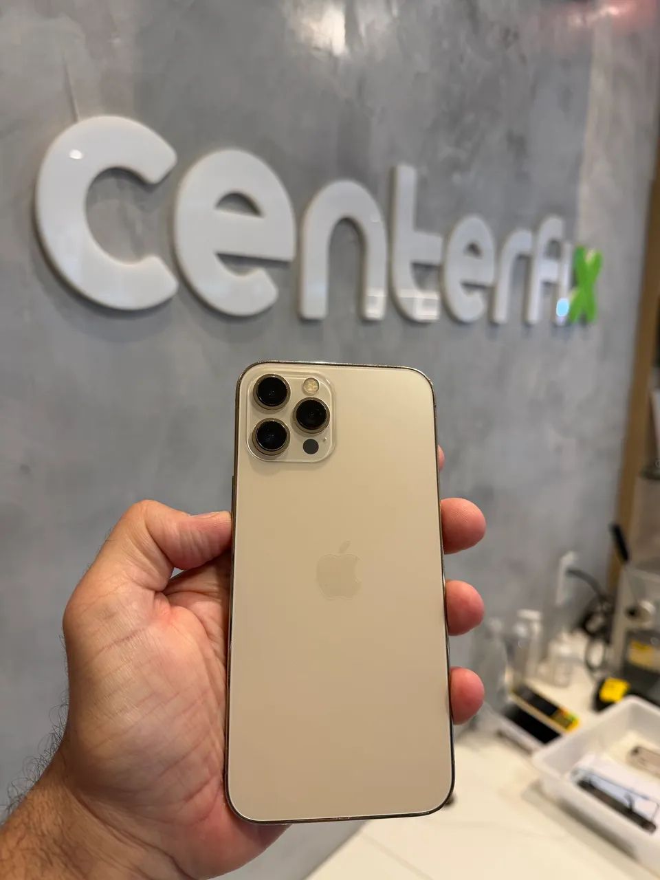 iPhone 12 pro 128GB Gold バッテリー100% iPhone 12 Pro Max 128gb gold seminovo bateria nica 100% - com