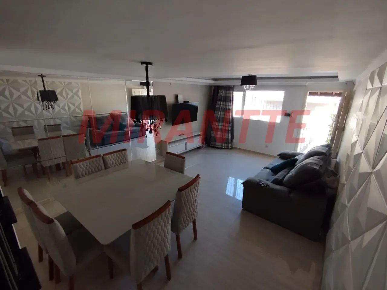 Sobrado 179m², 3 dormitórios sendo 1 suíte e 4 vagas. - Foto 4