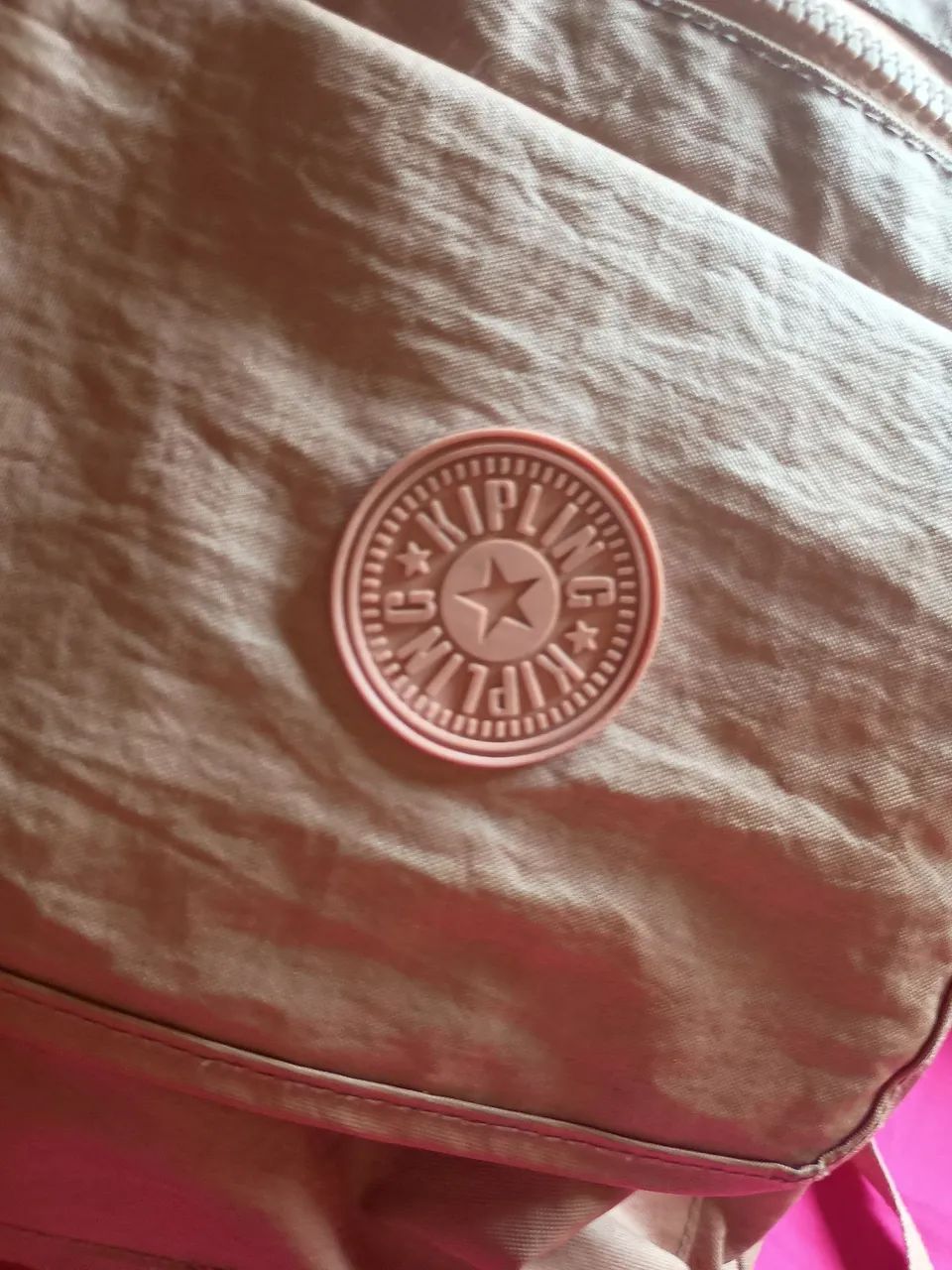 Mochila acompanhada do Estojo - Foto 3