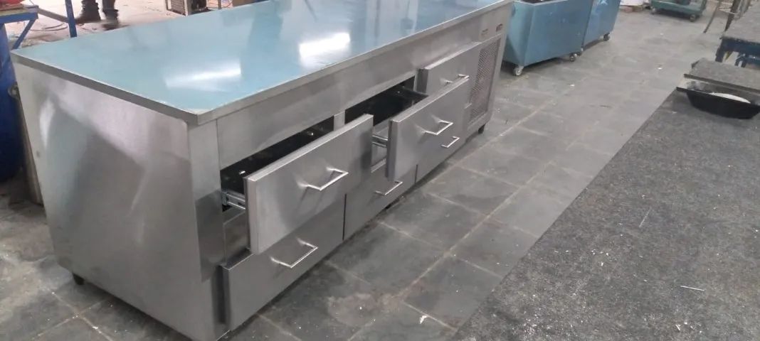 Balcão com Gavetas Refrigeradas