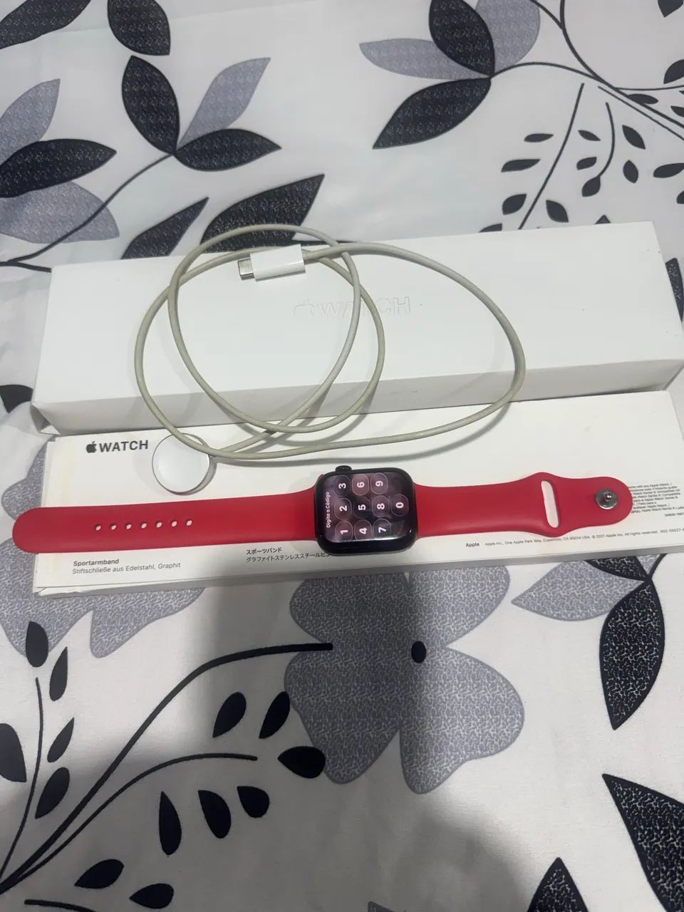 Vendo relógio Aplle What super novo 