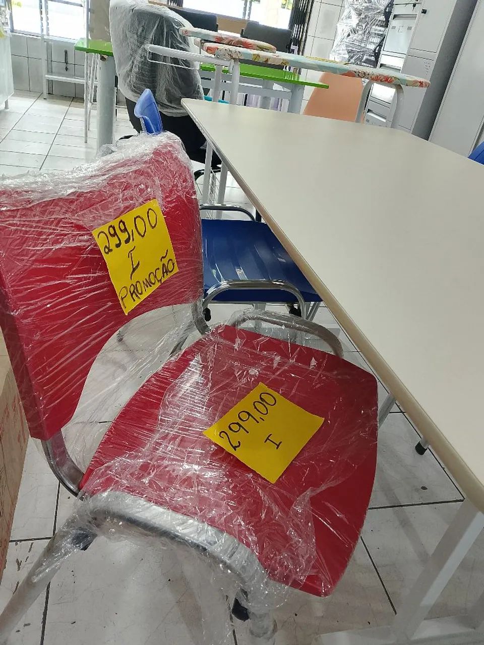Cadeira fixa estrutura cromada  - Foto 5