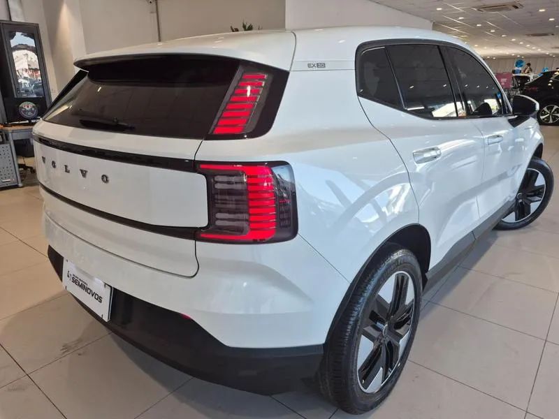 Volvo EX30 E40 Core (elétrico) 2024 - Foto 5