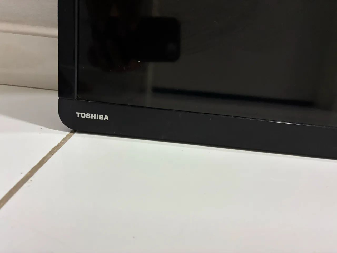 TV Toshiba 40 não é smart  - Foto 3