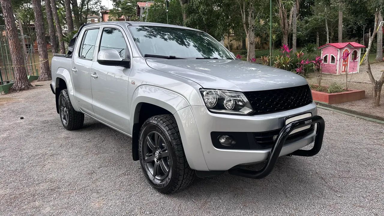 Volkswagen Amarok Trendline CD 2.0 TDI 4X4 Dies AUT 2015