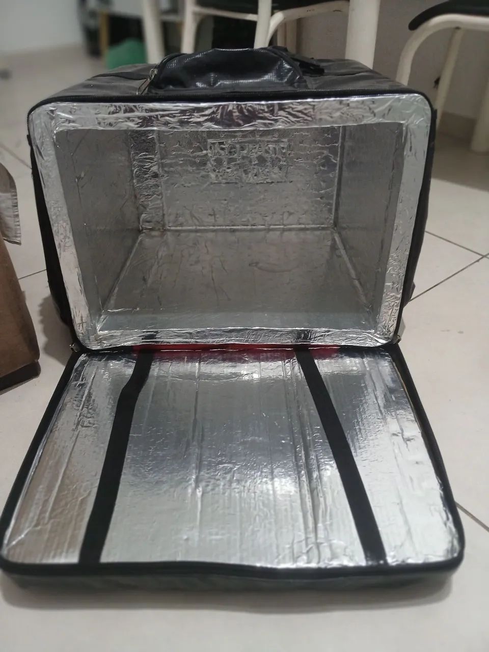 Mochila térmica de delivery 60 litros grande - Foto 4