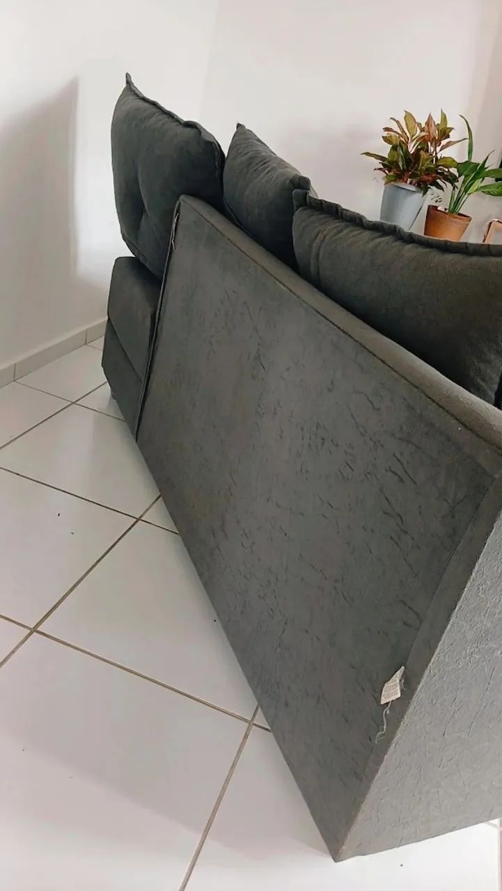 Um sofá  - Foto 3