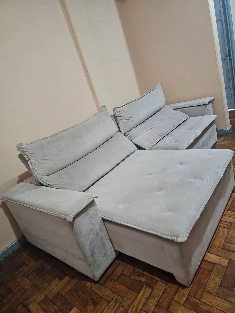 Sofá retrátil tamanho família.. 2,90 de comprimento  - Foto 2